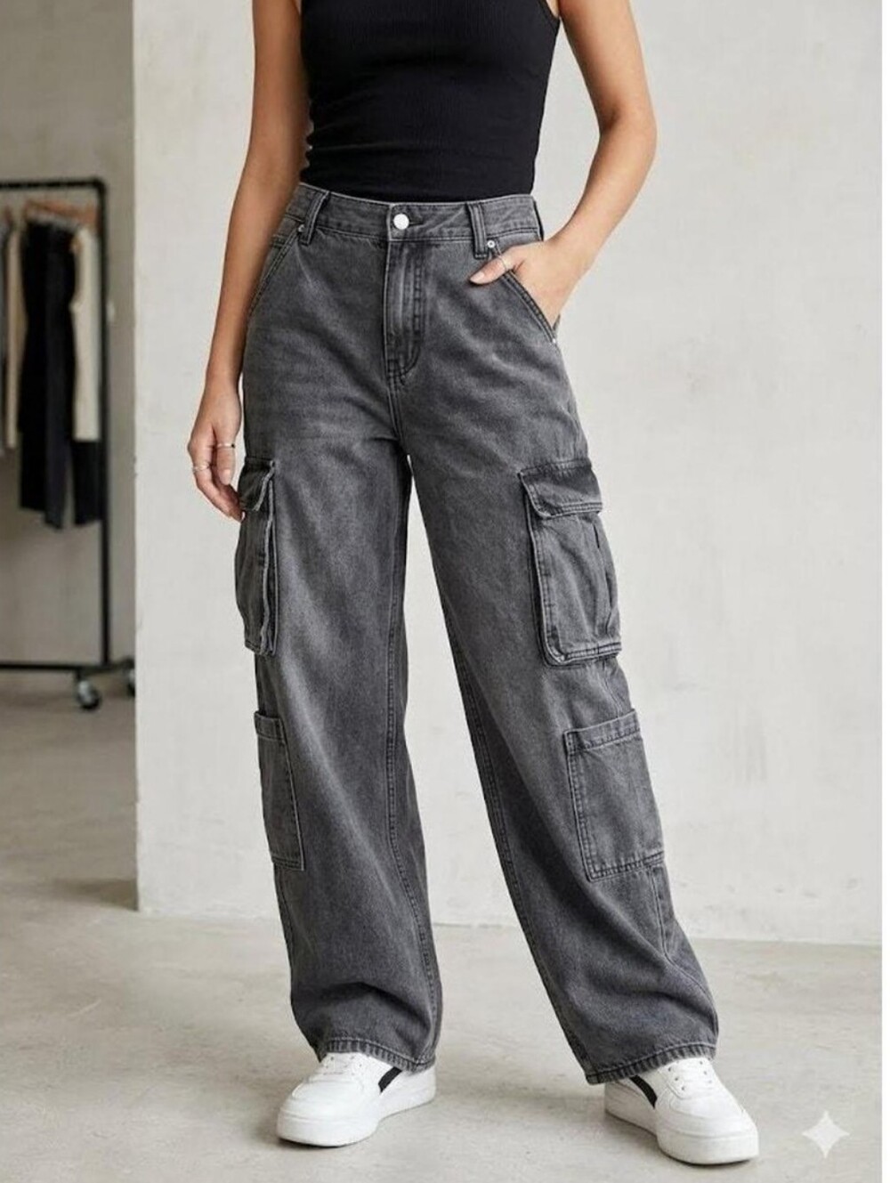 Old Navy Washed Black Baggy Wide Leg Cargo Jeans Size 16